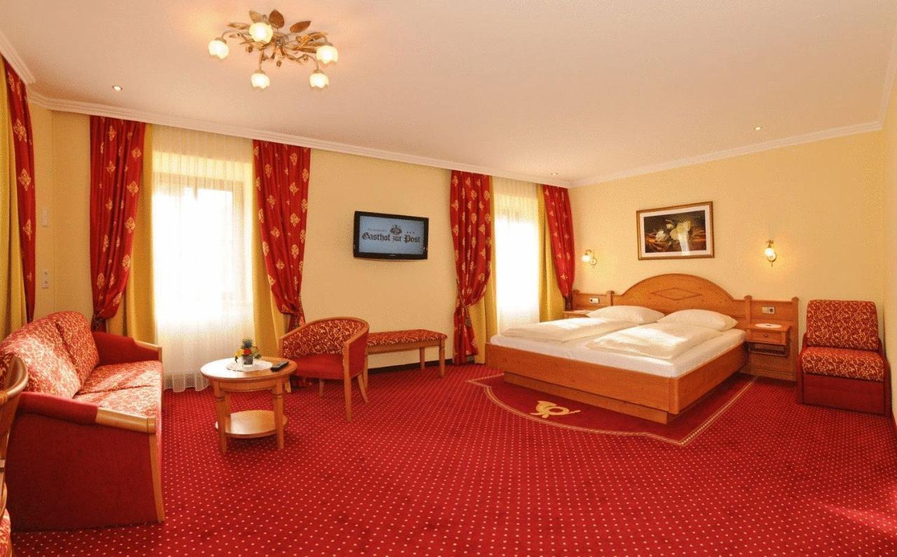 Ferienhotel Gasthof Zur Post ウンタータウエルン 部屋 写真
