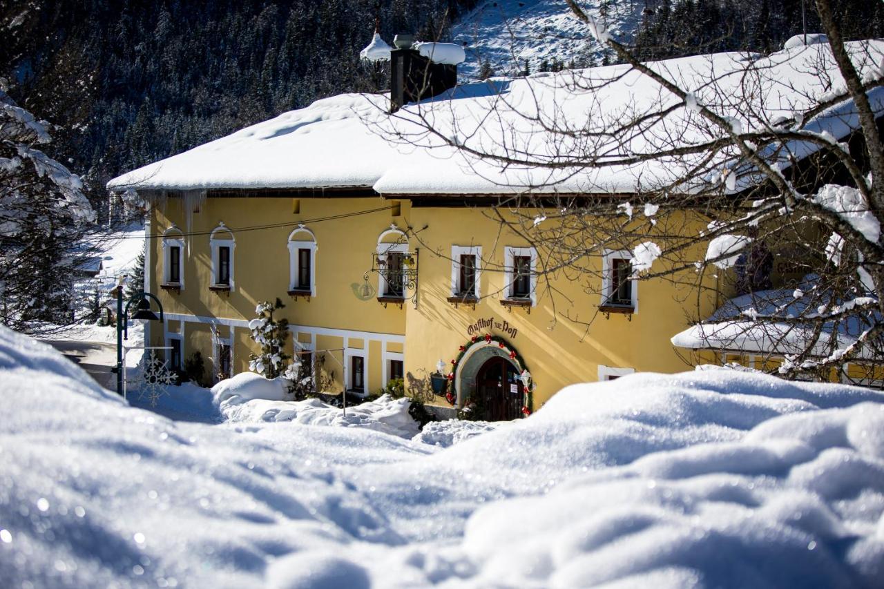 Ferienhotel Gasthof Zur Post ウンタータウエルン エクステリア 写真