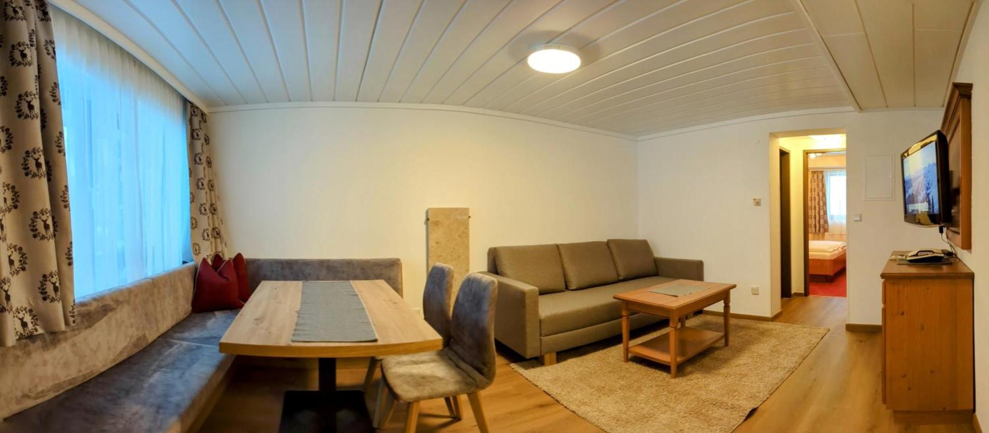 Ferienhotel Gasthof Zur Post ウンタータウエルン エクステリア 写真